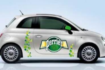 Perrier fuori salone milano fiat 500