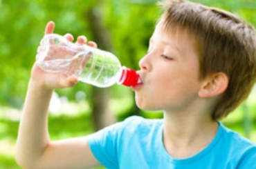 bottled-water-kids
