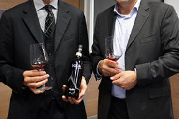 Casimiro Maule Direttore Nino Negri e Davide Mascalzoni, Direttore Generale Gruppo Italiano Vini