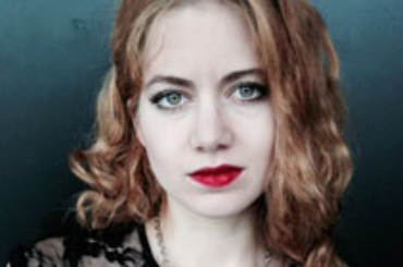 Samira_Elagoz__Portrait