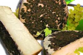 Il-formaggio-di-Bufala-ubriacato-al-Glera