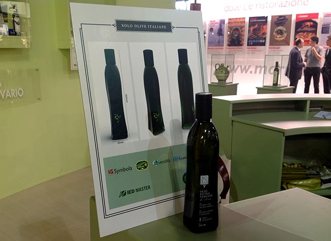 Flow solo olive italiane ied studenti master bottiglia olio oliva extravergine