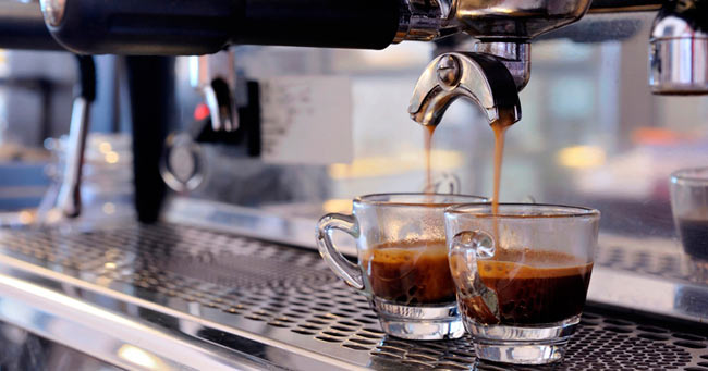 caffe-bar-macchina-caffè