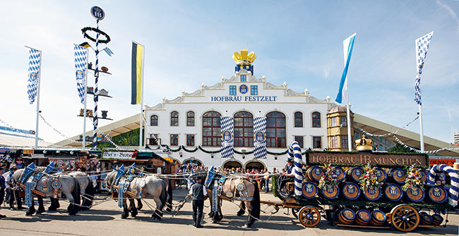 hb_festzelt_mit_gespann_0910_ret