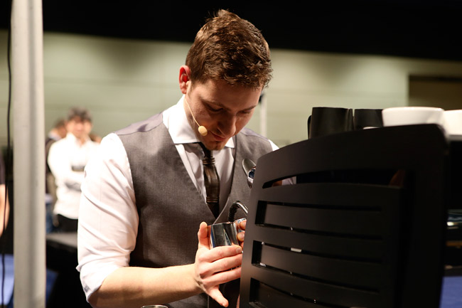 Giacomo-Vannelli-gara-Campione-italiano-baristi-2015