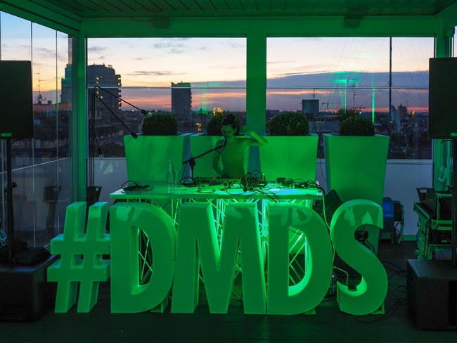 Heineken_Dance-More-Drink-Slow_LOW