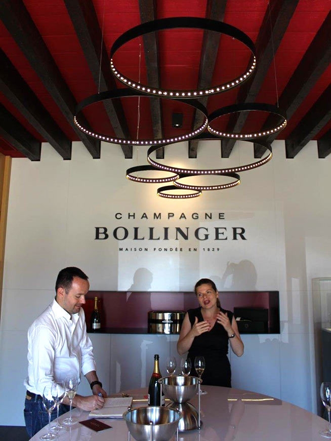 Caroline-Brun-chamapagne-ambassador-visita-champagne-bollinger