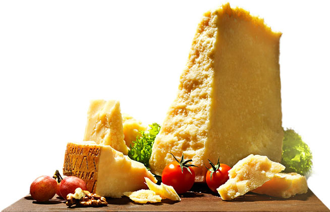grana-padano-formaggi_classici-granapadano_stagionato-001-con-pomodori