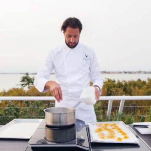 008_greygoosevenezia_1400x933