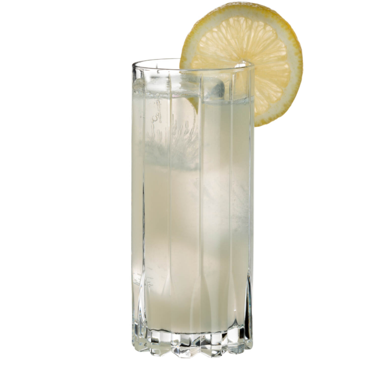 0417-04_Drink-Specific-Glassware_Highball_white_filled_1