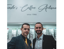 Marco e Andrea Bazzara, rispettivamente e Responsabile Qualità e Sales Export Manager della Bazzara Espresso