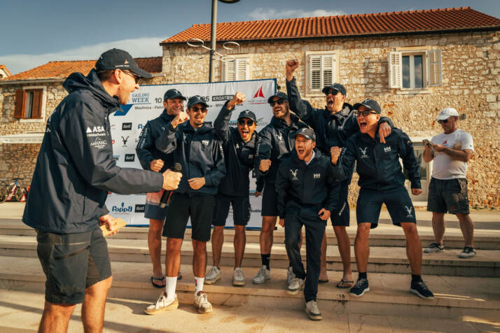 ALPEX protagonista conviviale con l’aperitivo offerto ai velisti. ALPEX SPRITZ aperitivo analcolico ha conquistato gli sportivi all’inaugurazione della regata