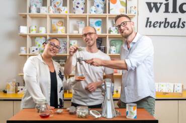 Nicola Robecchi, founder Wilden e Giulia ed Emanuele Monti, Co-CEO di IMS Filtri.